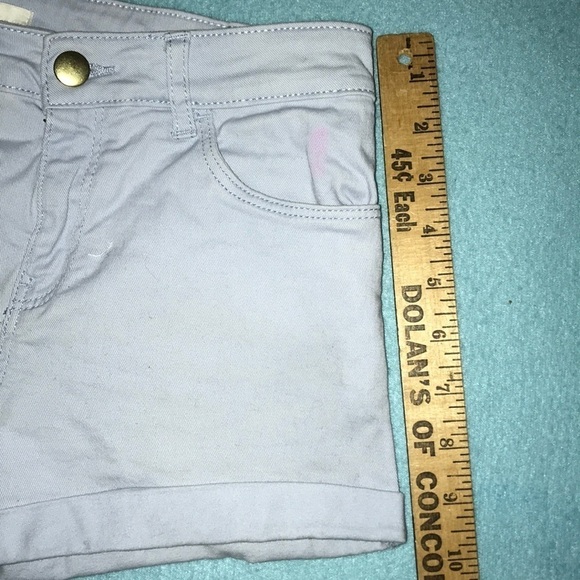 H&M Denim cuffed shorts stretchy 5 pockets button zipper fly NEW size 4 - Picture 6 of 6